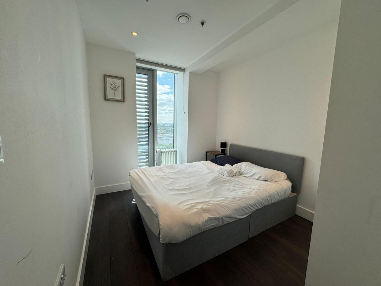 Cozy One Bedroom Flat 20 Mins Central London Bp142 Exterior photo